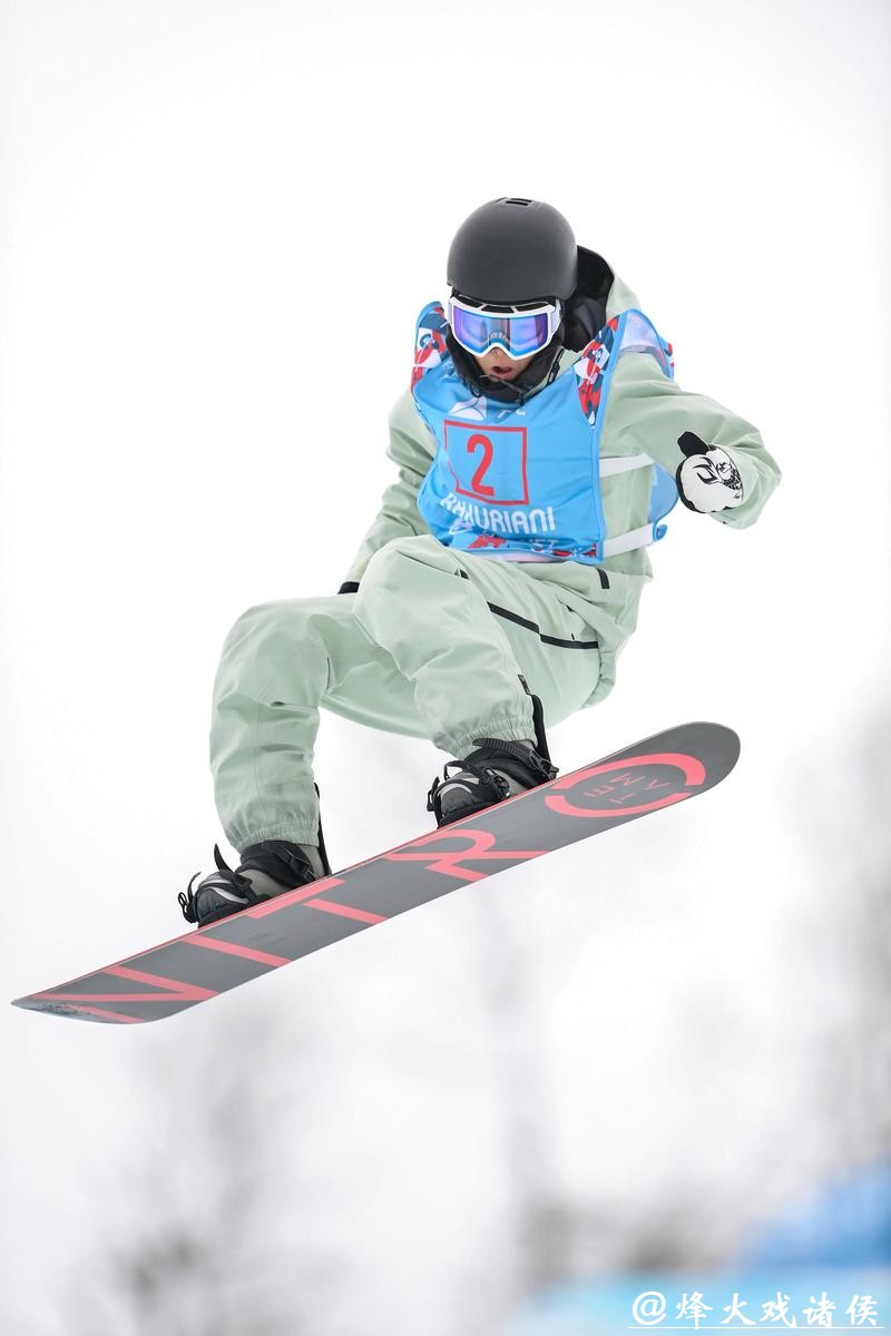 单板滑雪女子U型场地技巧 蔡雪桐第六武绍桐第七